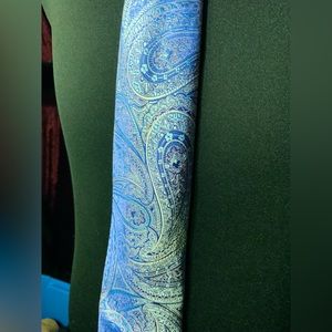 Mens baby blue 100% silk necktie tie paisley silver white satin
